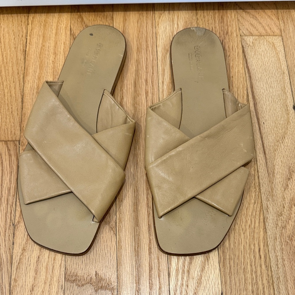 Everlane Women's Beige Cross Strap Sandals